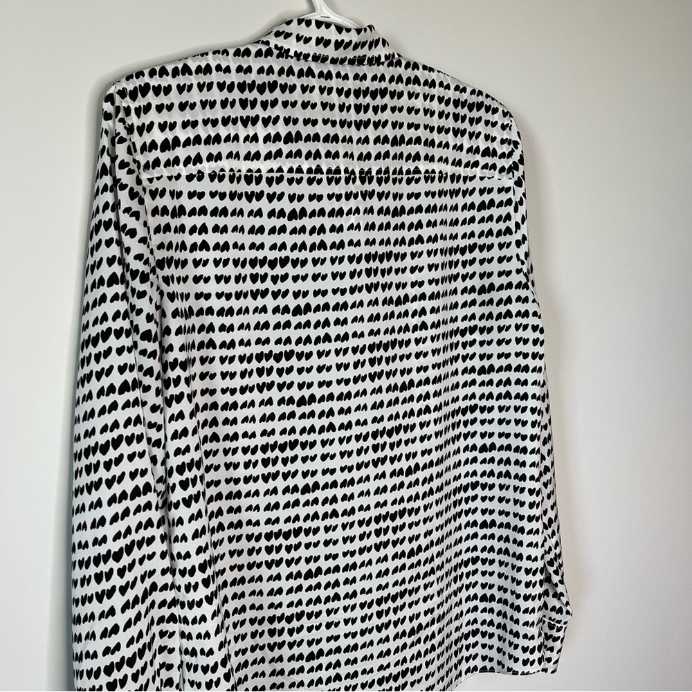 J Crew Heart Print Long Sleeve Blouse Size Medium - Picture 8 of 10